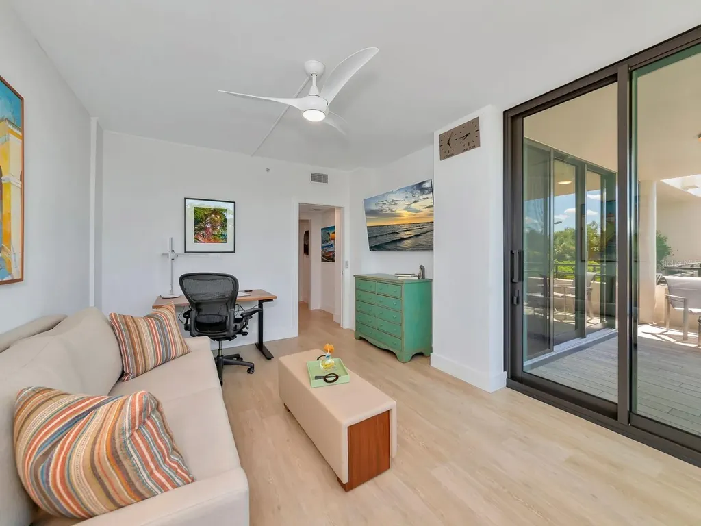 1255 N Gulfstream Avenue Sarasota FL 34236