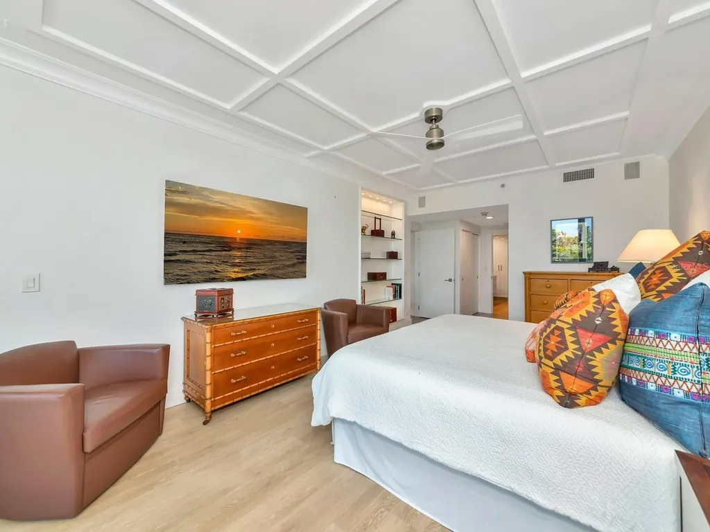 1255 N Gulfstream Avenue Sarasota FL 34236