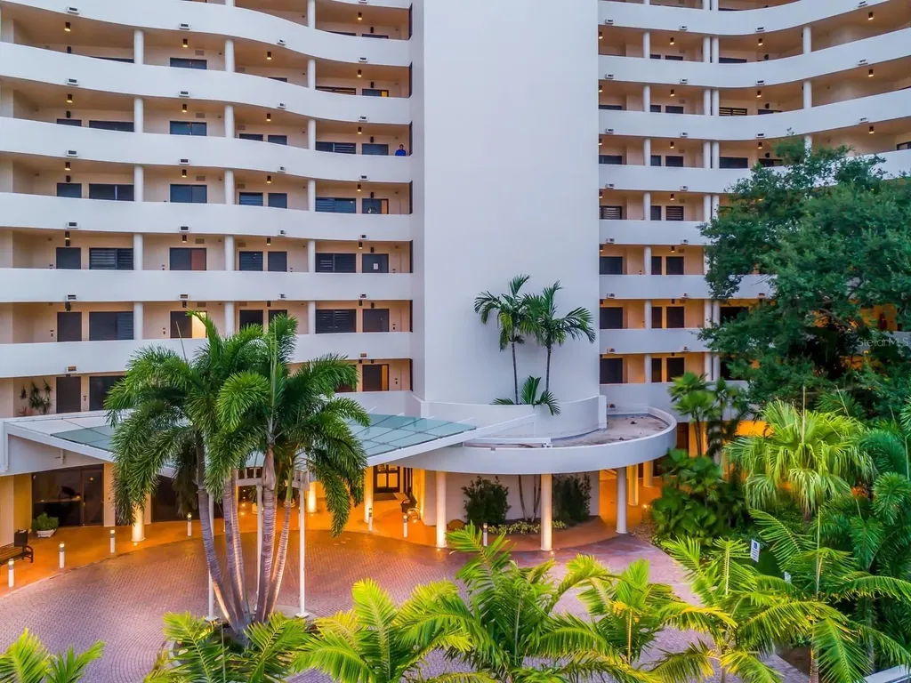 1255 N Gulfstream Avenue Sarasota FL 34236