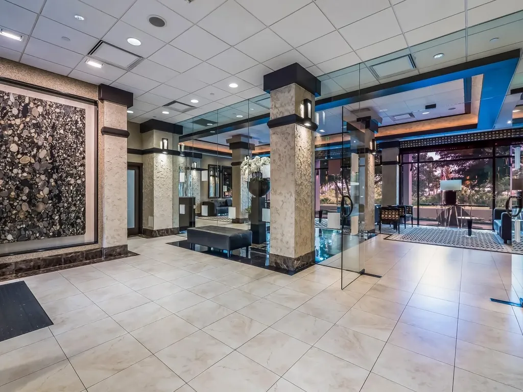 1255 N Gulfstream Avenue Sarasota FL 34236