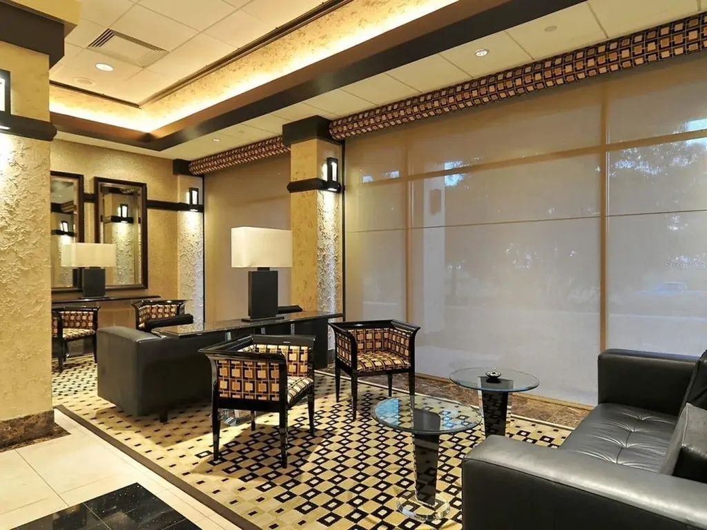 1255 N Gulfstream Avenue Sarasota FL 34236