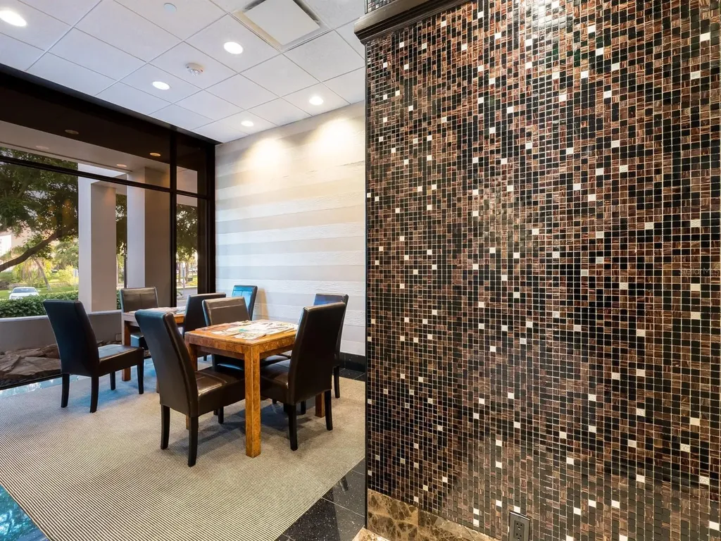 1255 N Gulfstream Avenue Sarasota FL 34236