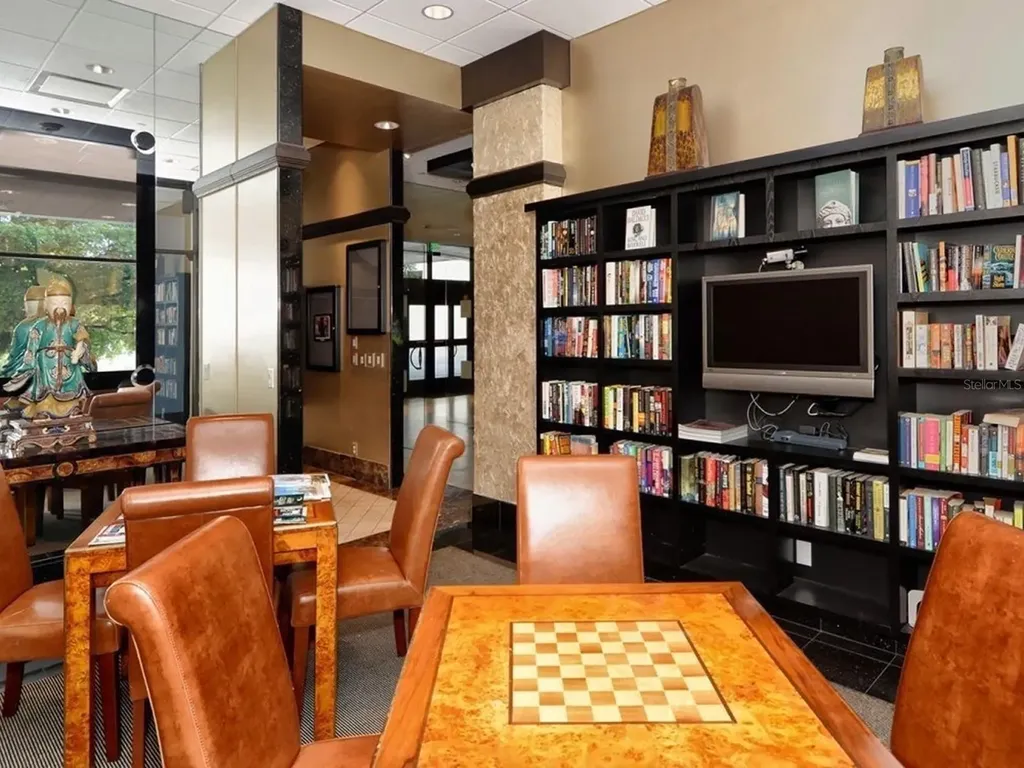 1255 N Gulfstream Avenue Sarasota FL 34236