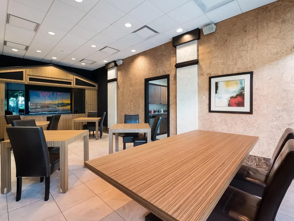 1255 N Gulfstream Avenue Sarasota FL 34236