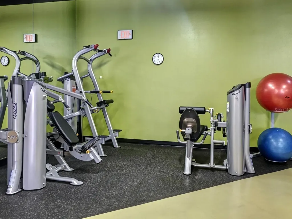 1255 N Gulfstream Avenue Sarasota FL 34236