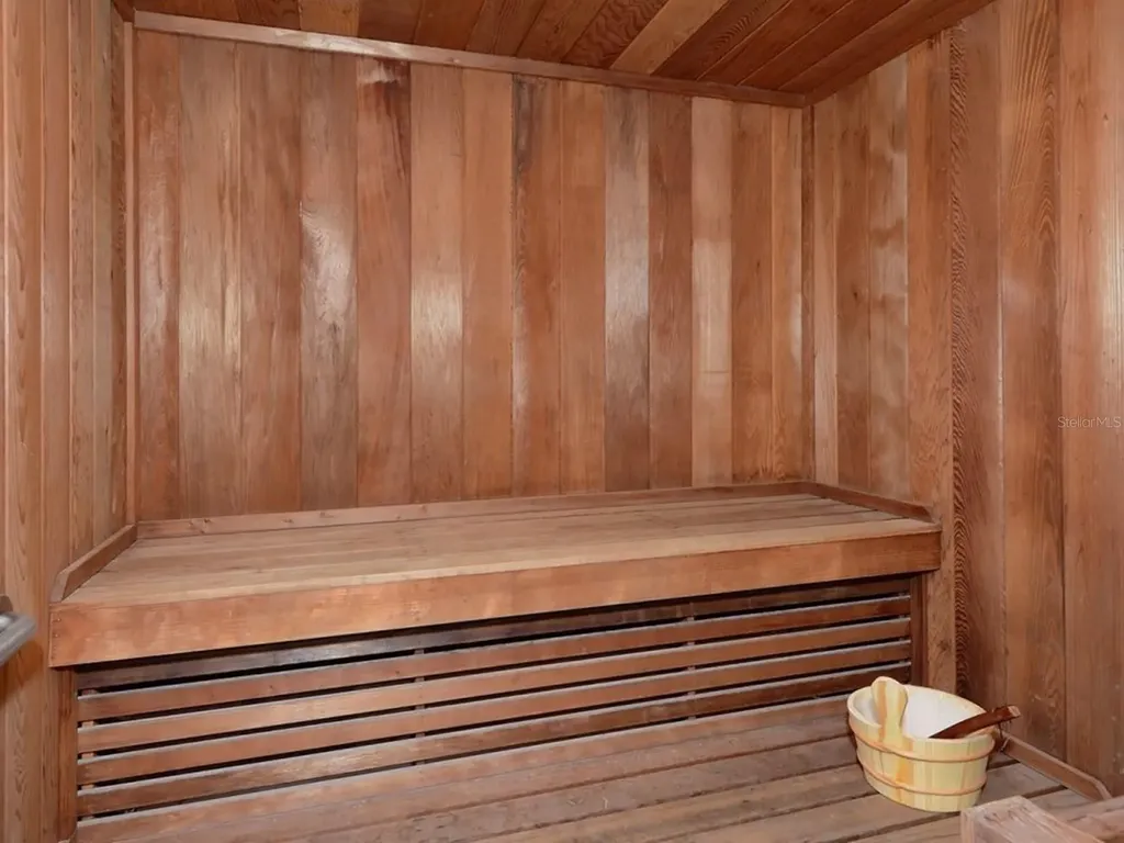 1255 N Gulfstream Avenue Sarasota FL 34236