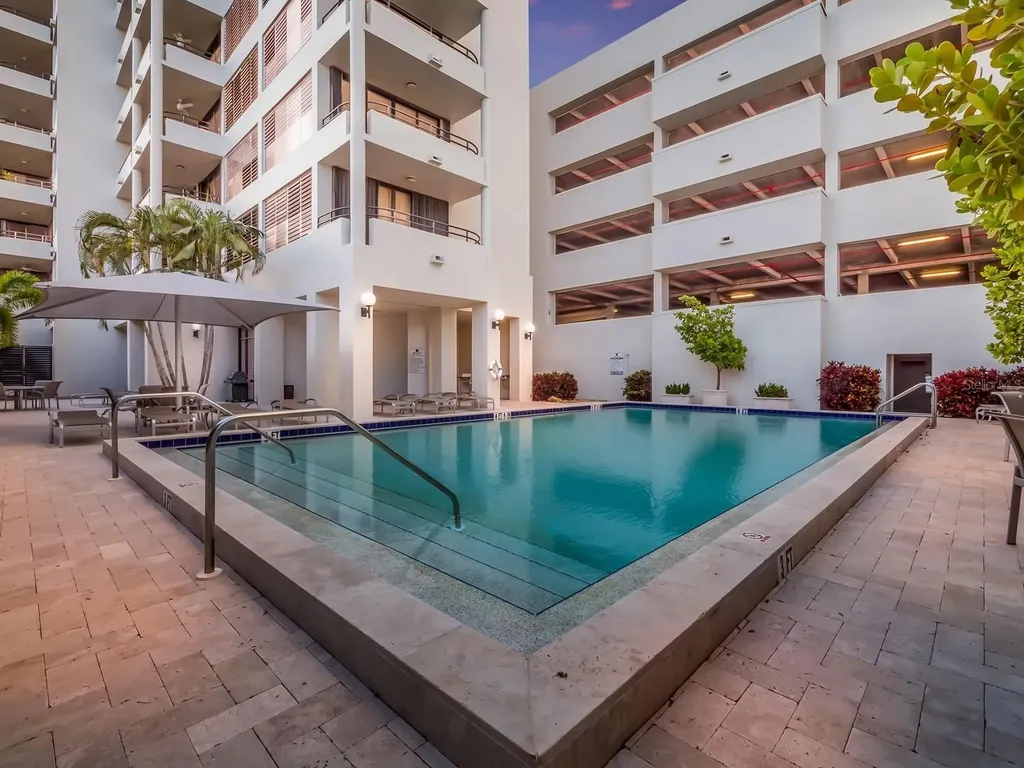 1255 N Gulfstream Avenue Sarasota FL 34236