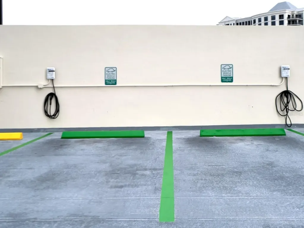 1255 N Gulfstream Avenue Sarasota FL 34236