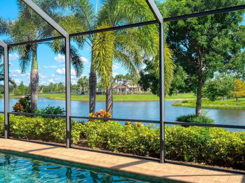 16532 Hillside Circle Lakewood Ranch FL 34202