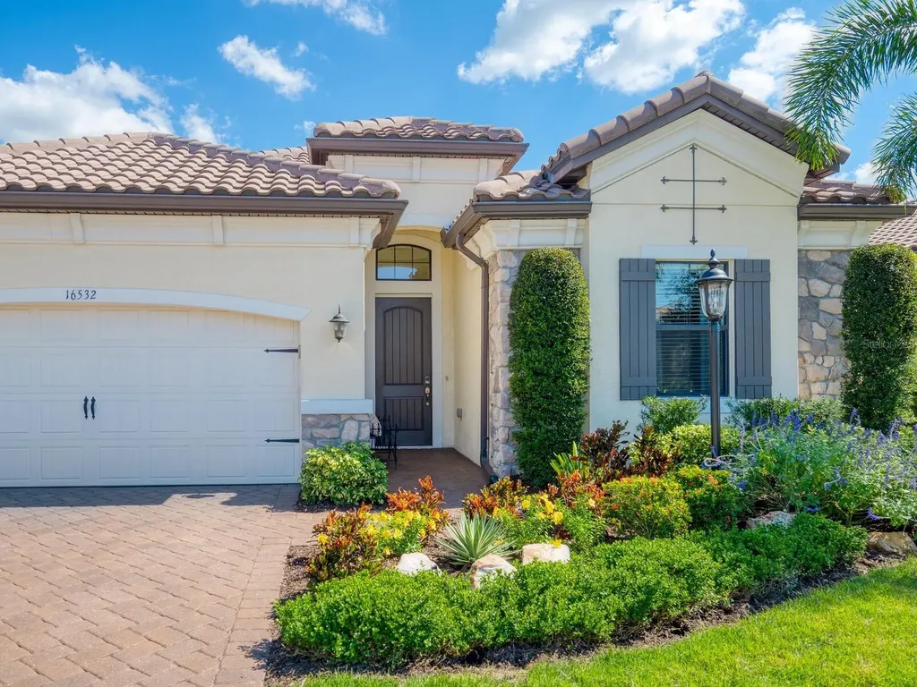 16532 Hillside Circle Lakewood Ranch FL 34202