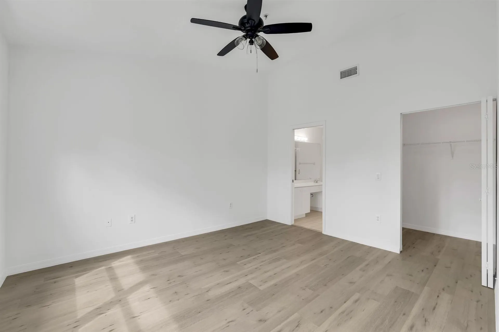 6635 Huntington Lakes Circle Naples FL 34119