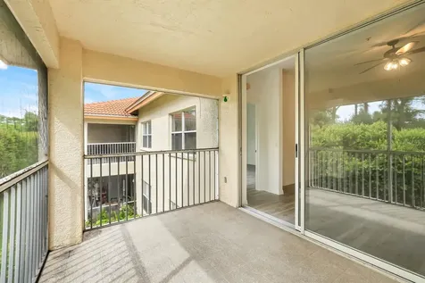 6635 Huntington Lakes Circle Naples FL 34119