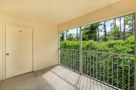 6635 Huntington Lakes Circle Naples FL 34119