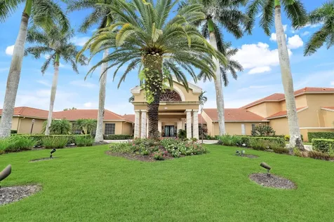 6635 Huntington Lakes Circle Naples FL 34119