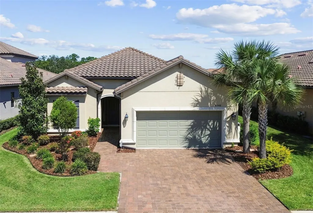 8548 Grand Alberato Road Tampa FL 33647
