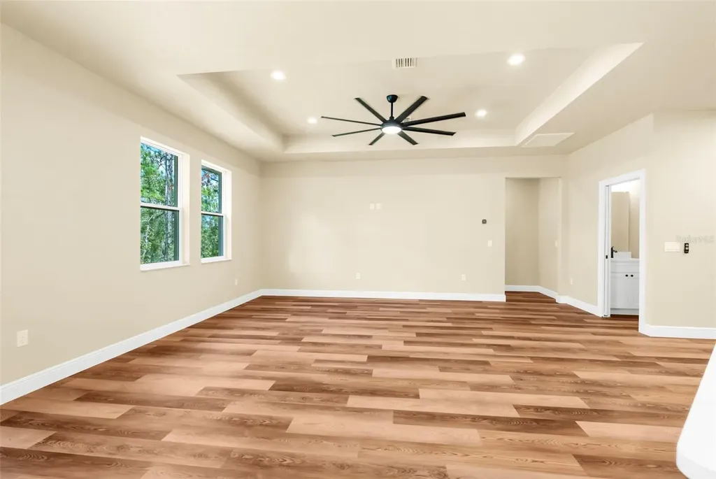 16143 Penn State Road Weeki Wachee FL 34614