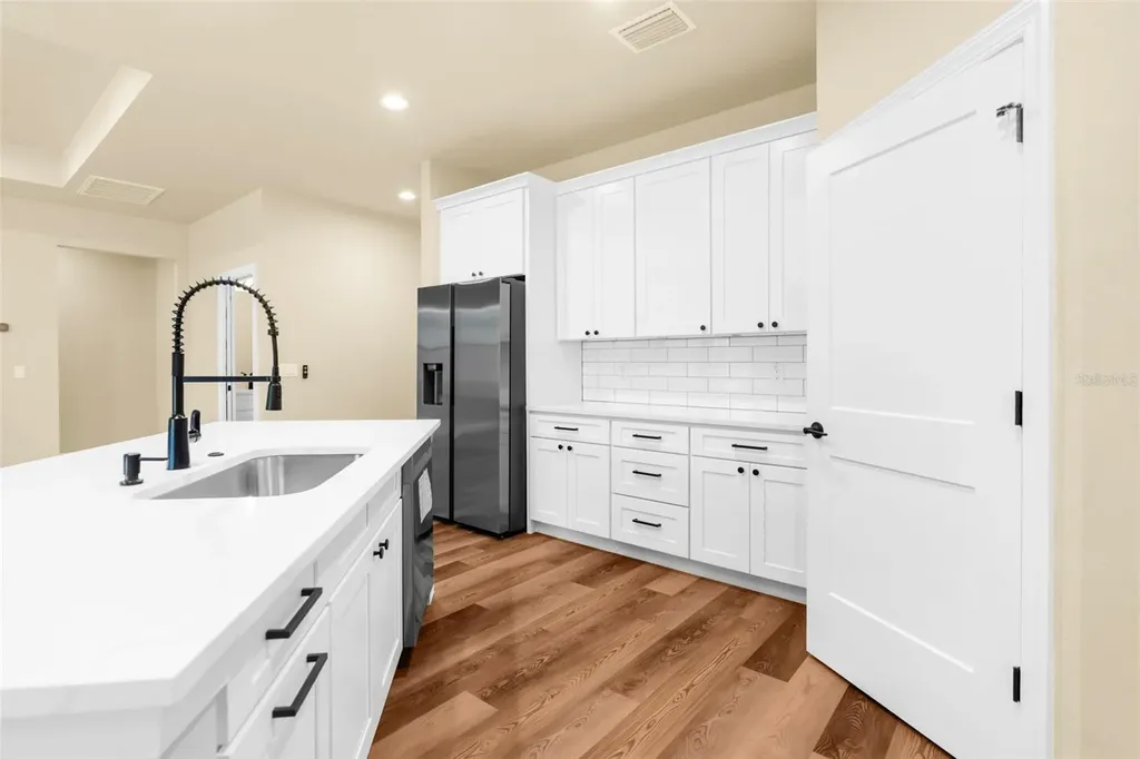16143 Penn State Road Weeki Wachee FL 34614