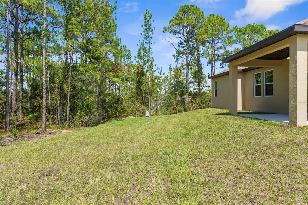 16143 Penn State Road Weeki Wachee FL 34614