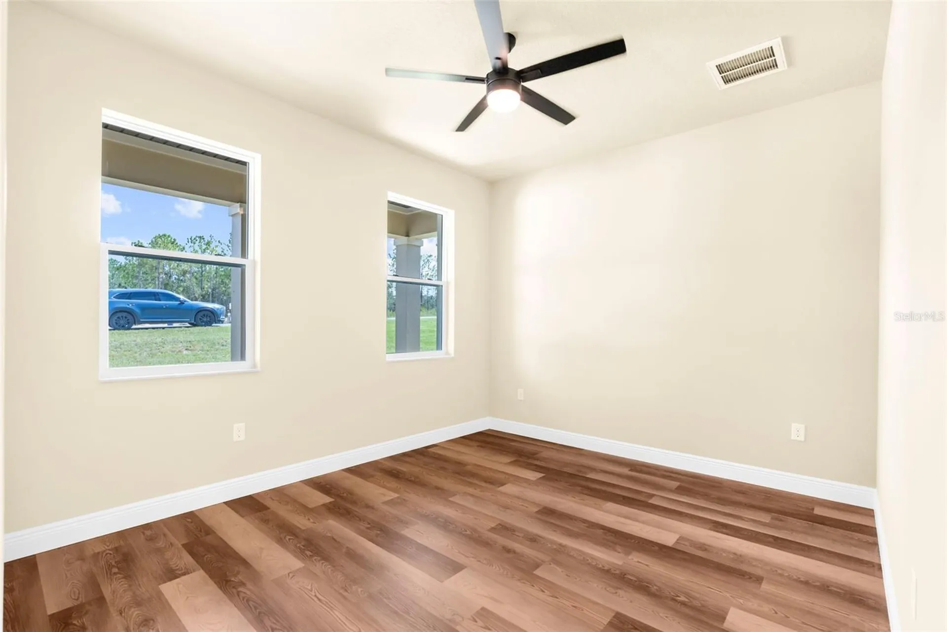16143 Penn State Road Weeki Wachee FL 34614