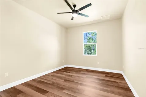 16143 Penn State Road Weeki Wachee FL 34614