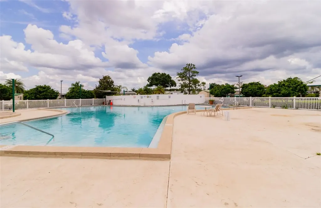 16357 Cherry Tree Court Clermont FL 34714