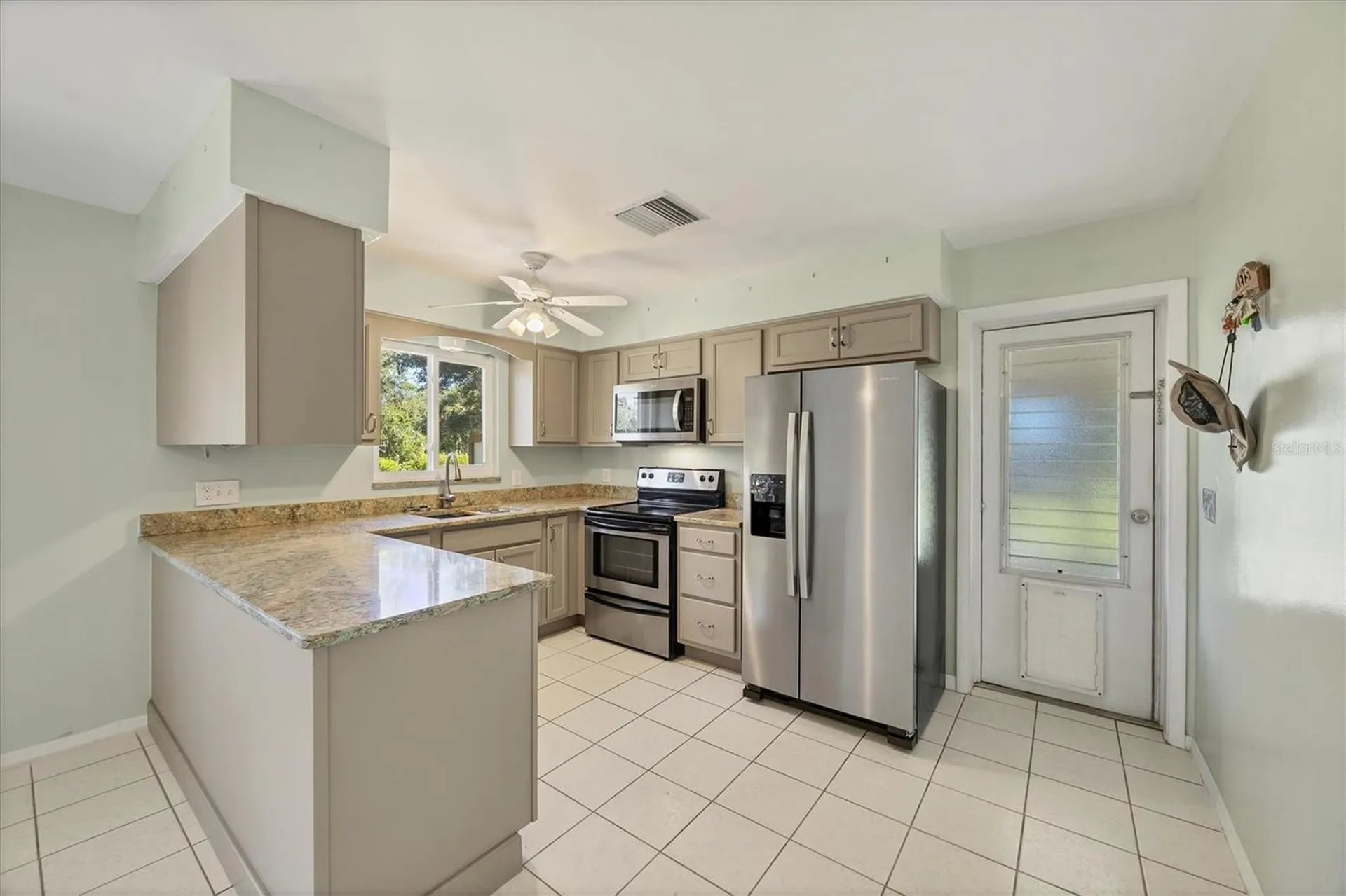1135 Range Road Englewood FL 34224