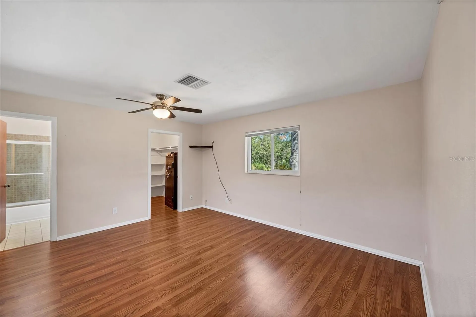 1135 Range Road Englewood FL 34224