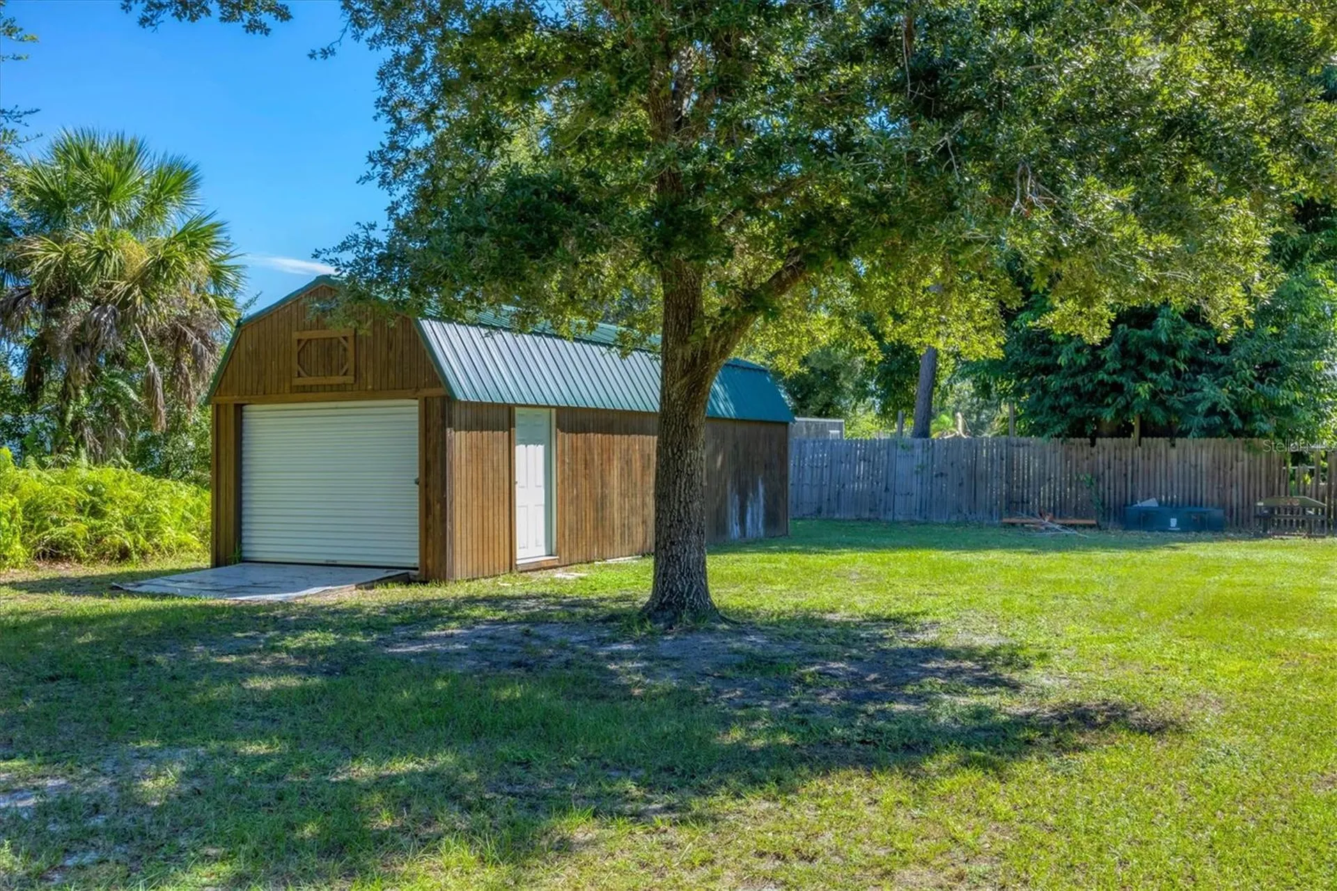 1135 Range Road Englewood FL 34224
