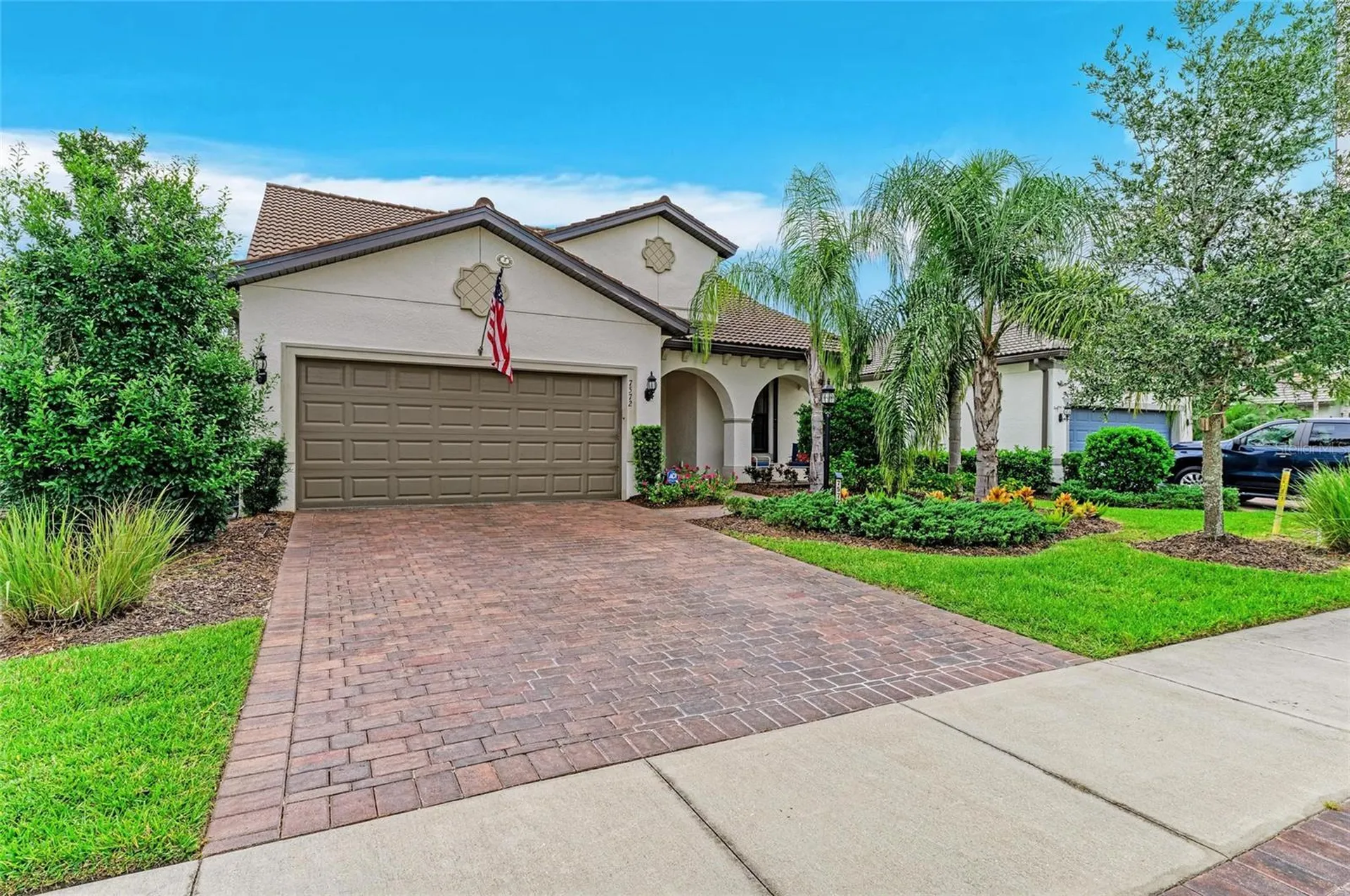 7572 Viola Loop Bradenton FL 34202