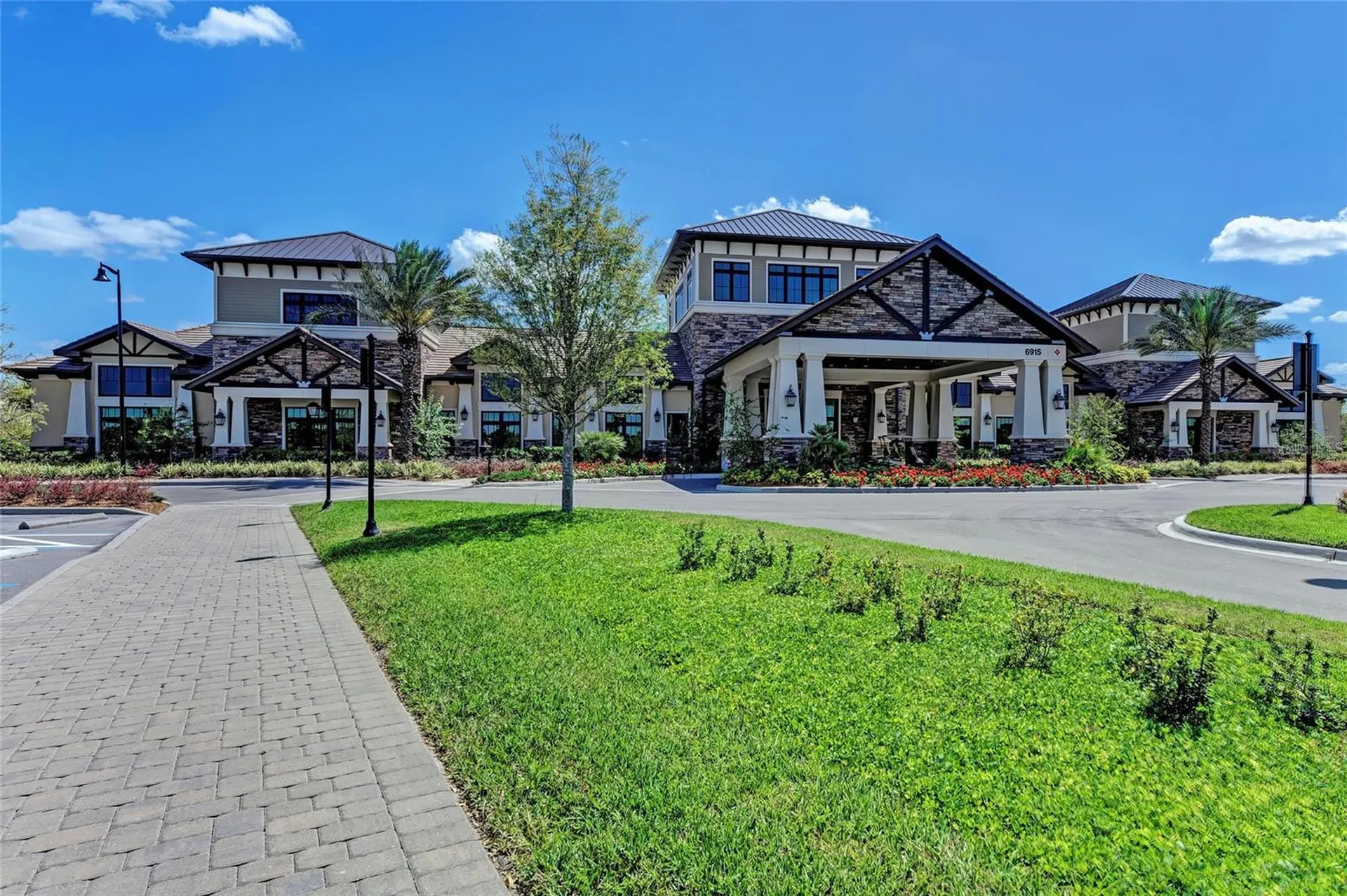 7572 Viola Loop Bradenton FL 34202