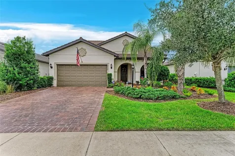 7572 Viola Loop Bradenton FL 34202