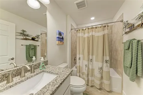 7572 Viola Loop Bradenton FL 34202