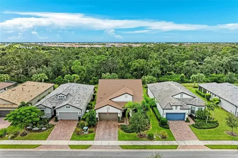 7572 Viola Loop Bradenton FL 34202