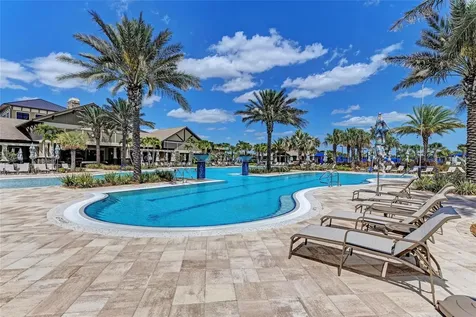 7572 Viola Loop Bradenton FL 34202