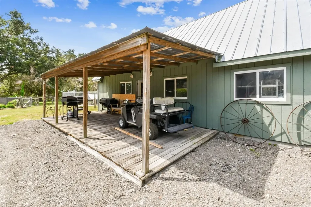 15019 Carlton Lake Road Wimauma FL 33598