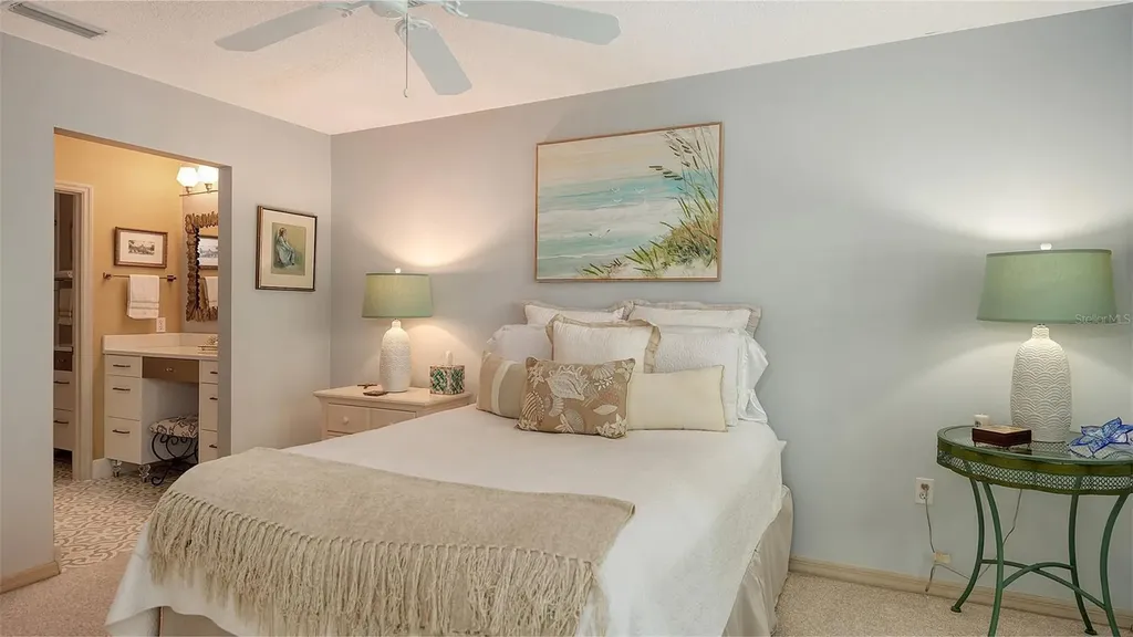 5682 Sheffield Greene Circle Sarasota FL 34235