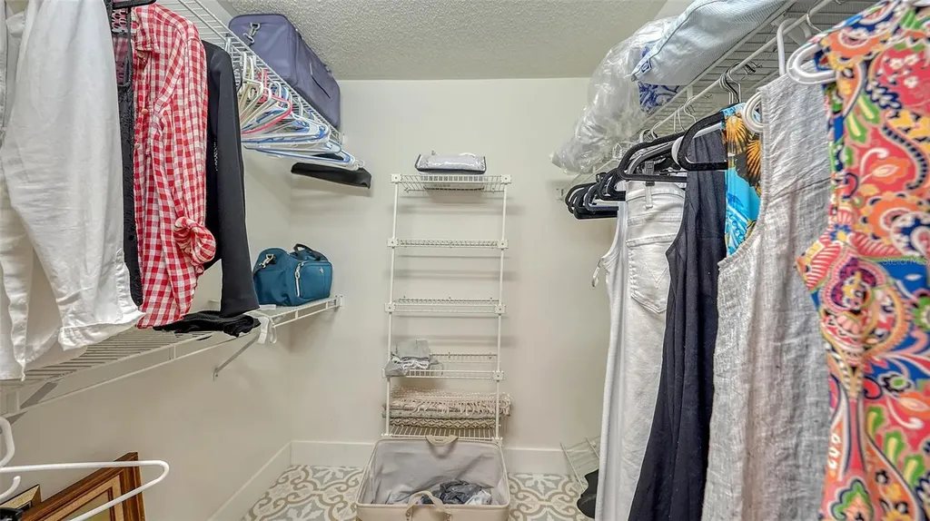 5682 Sheffield Greene Circle Sarasota FL 34235