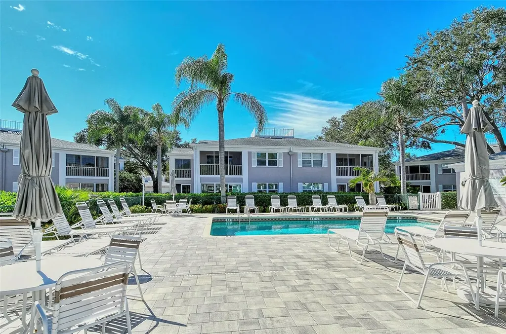 5682 Sheffield Greene Circle Sarasota FL 34235