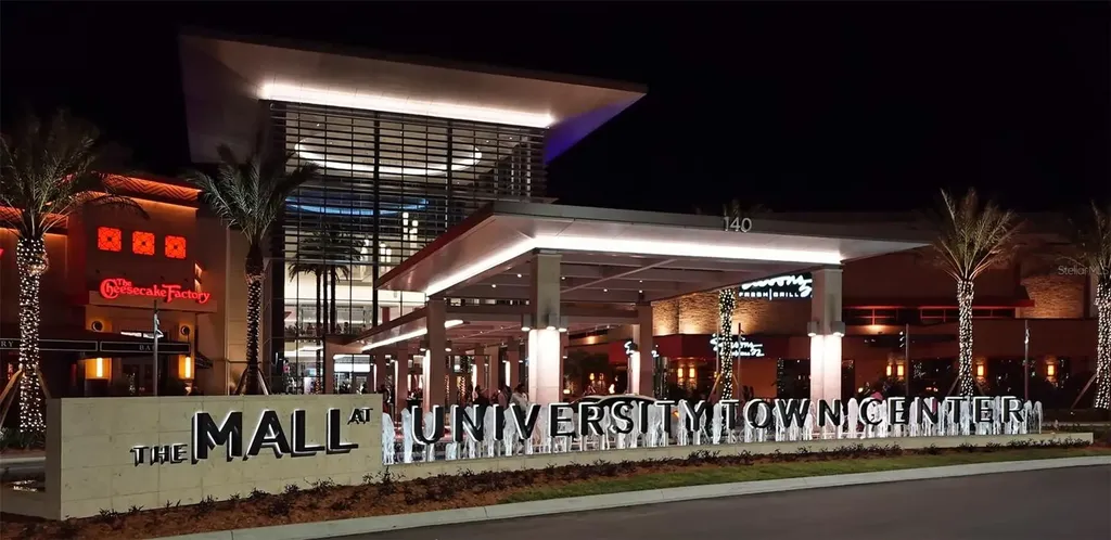 5682 Sheffield Greene Circle Sarasota FL 34235