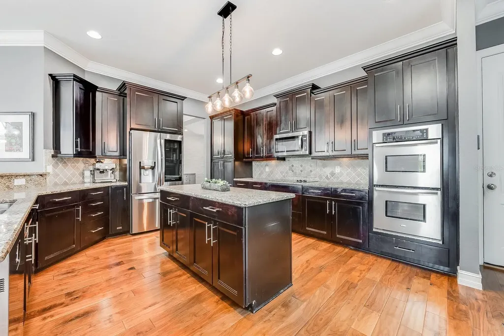 9833 Hatton Circle Orlando FL 32832