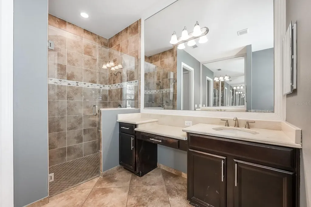 9833 Hatton Circle Orlando FL 32832