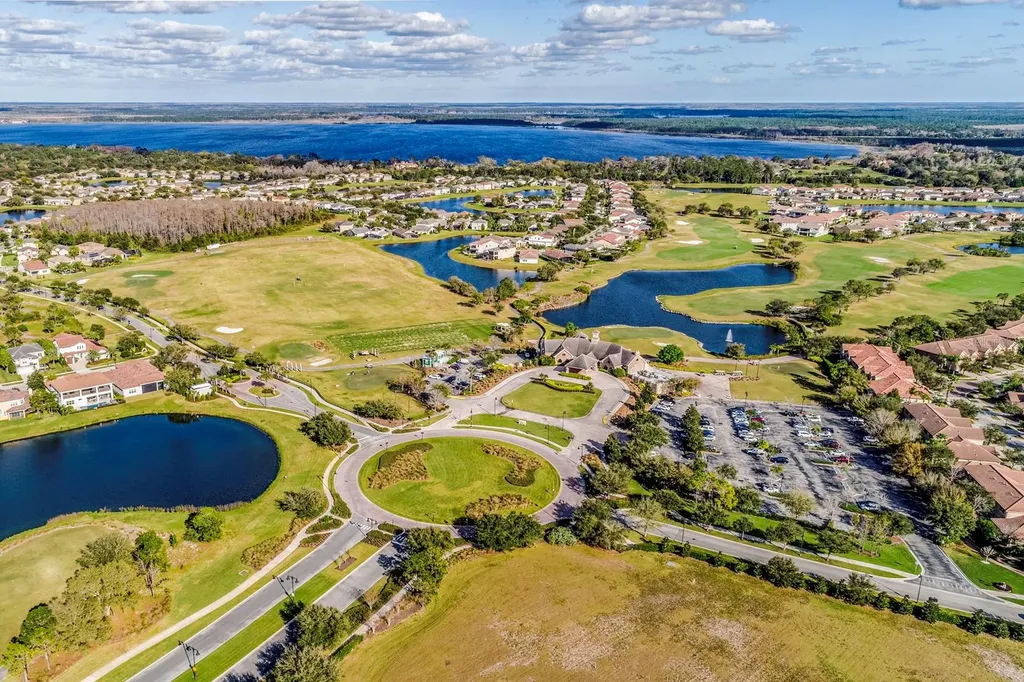 9833 Hatton Circle Orlando FL 32832