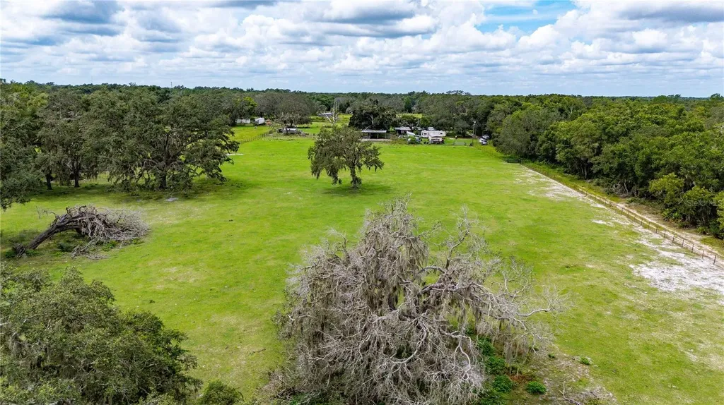 Pinkston Road Dade City FL 33523
