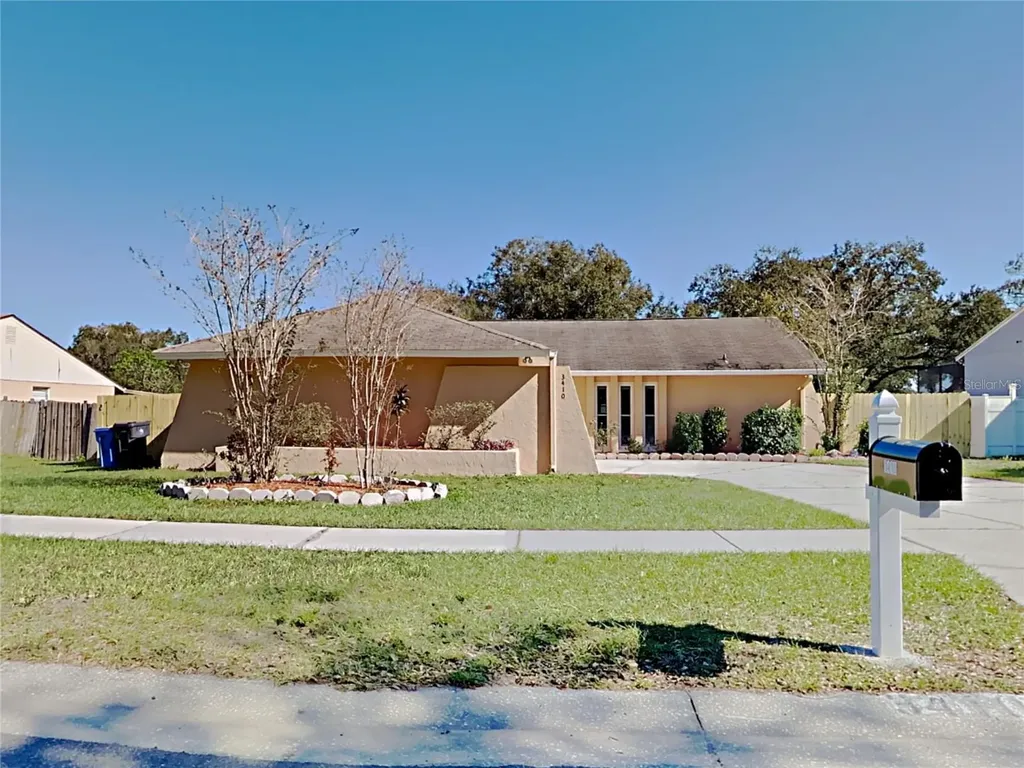 3410 King Richard Court Seffner FL 33584