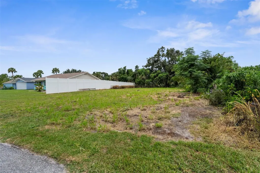 216 Pavonia Road Nokomis FL 34275