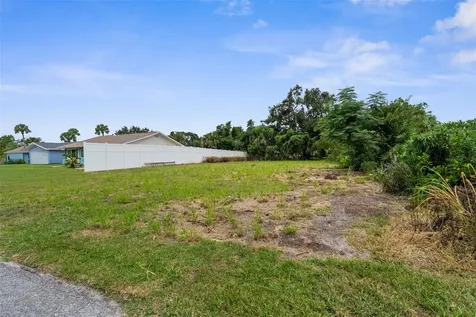 216 Pavonia Road Nokomis FL 34275