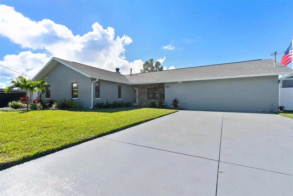 3422 W Shell Point Road Ruskin FL 33570
