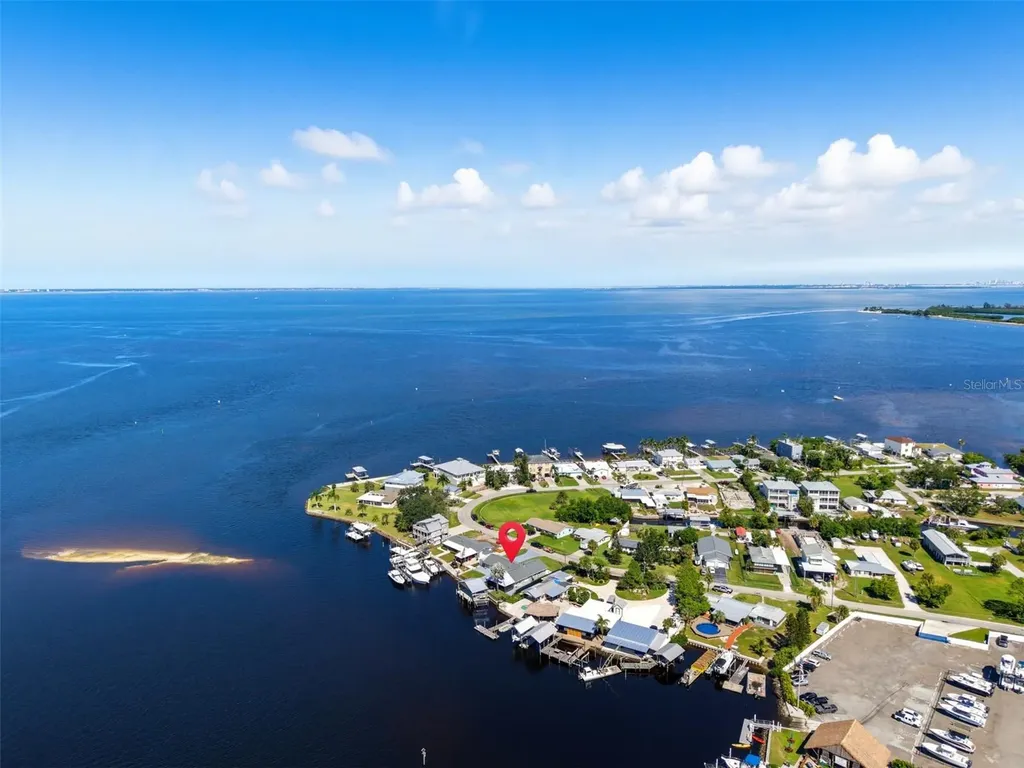 3422 W Shell Point Road Ruskin FL 33570