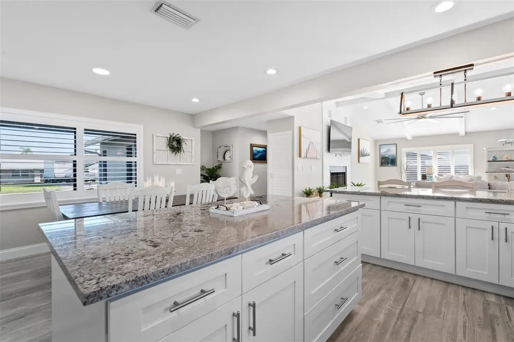 3422 W Shell Point Road Ruskin FL 33570