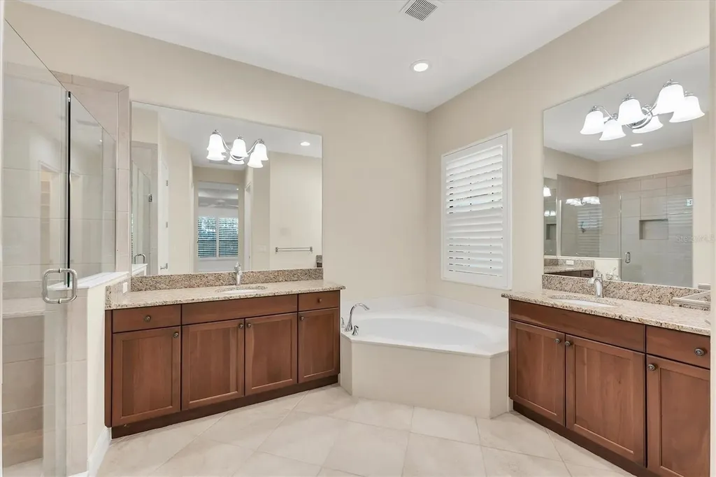 14215 Kinglet Terrace Lakewood Ranch FL 34202